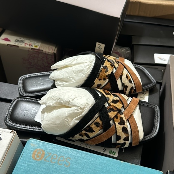 27 EDIT Naturalizer Zoie Slide On Shoe CHEETAH - Picture 5 of 7